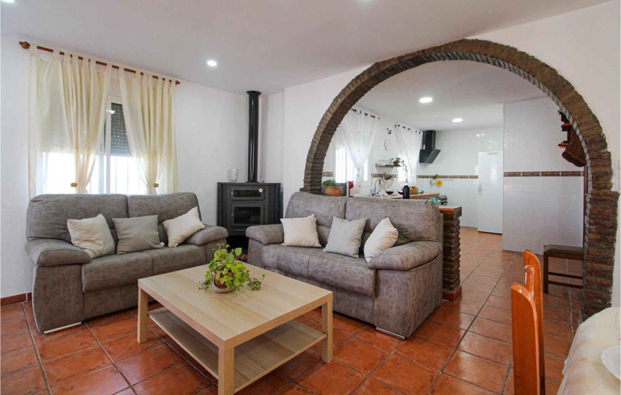 4 Bedroom Gorgeous Home In Sedella Exterior foto