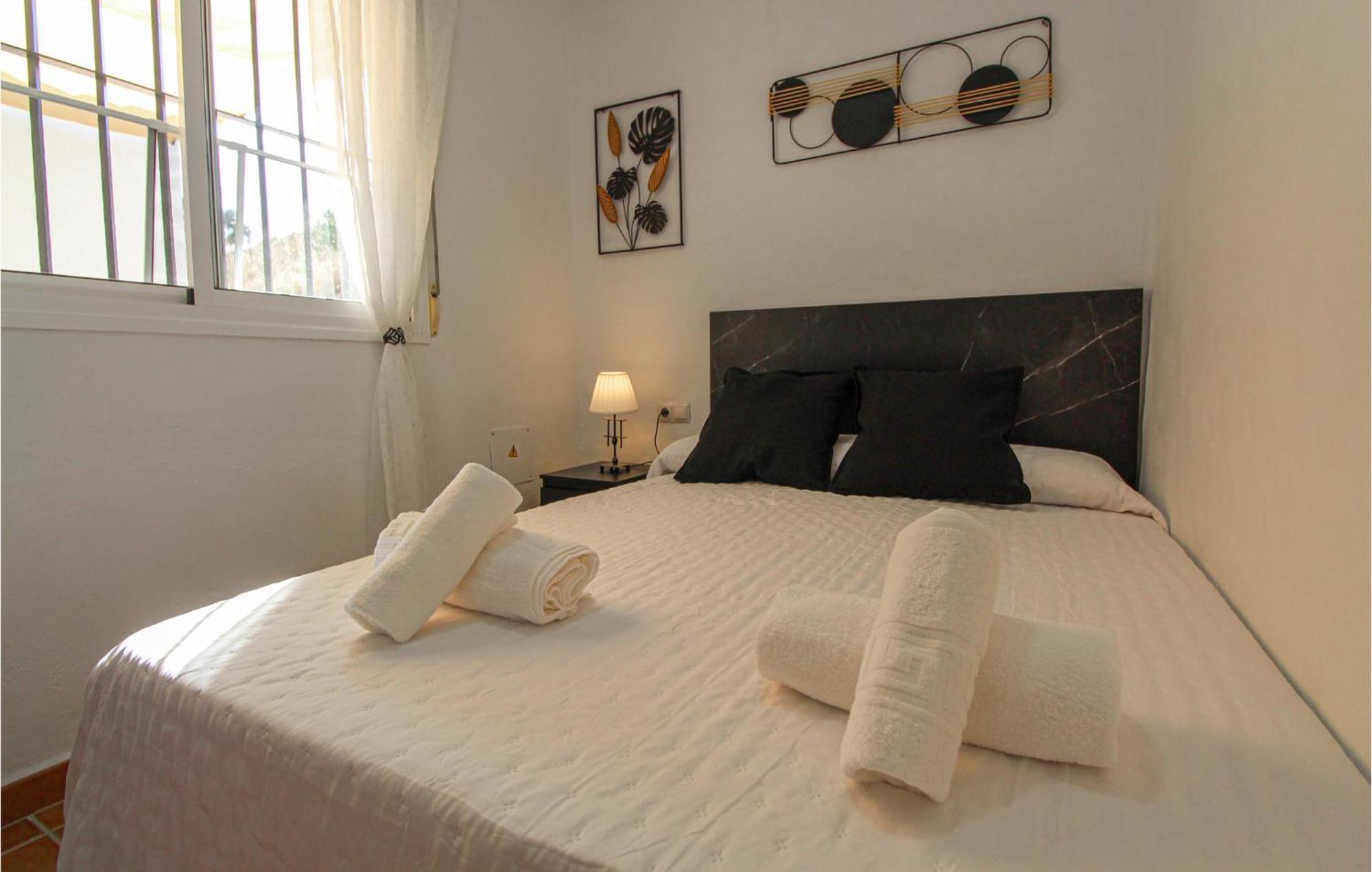4 Bedroom Gorgeous Home In Sedella Exterior foto